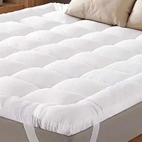 Ultra Soft Queen Mattress Topper with Cooling Comfort