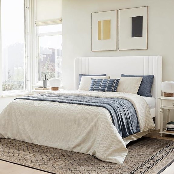 GOLDORO Queen Velvet Bed Frame with Tufted Headboard