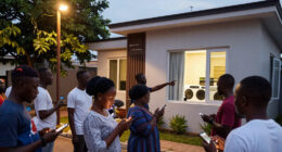 Greater Lagos Estate Residents Write Governor Sanwo-Olu Over 'Darkness, Brown Water' After N5m, N750,000 Payments To Megamound - Sahara Reporters