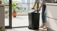 Taipei Testing Out Trashcans With Lids To Control Rodent Population - Formosa News